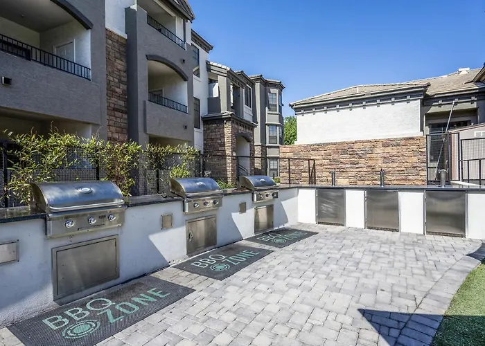 Boulevard 2br By Stadium Pool Parking Gym 07 *