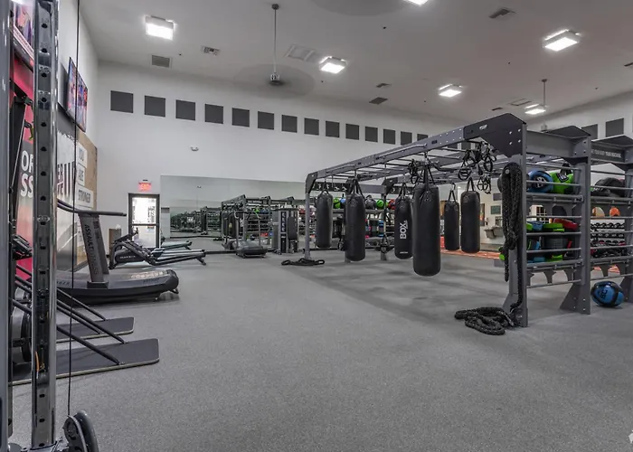 Boulevard 2br By Stadium Pool Parking Gym 07 Apartament *